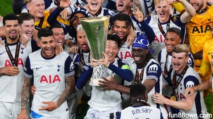 tottenham-spurs-09.jpg